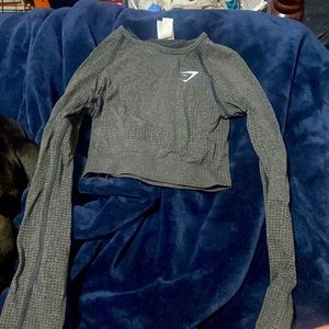 gymshark long sleeve workout top.